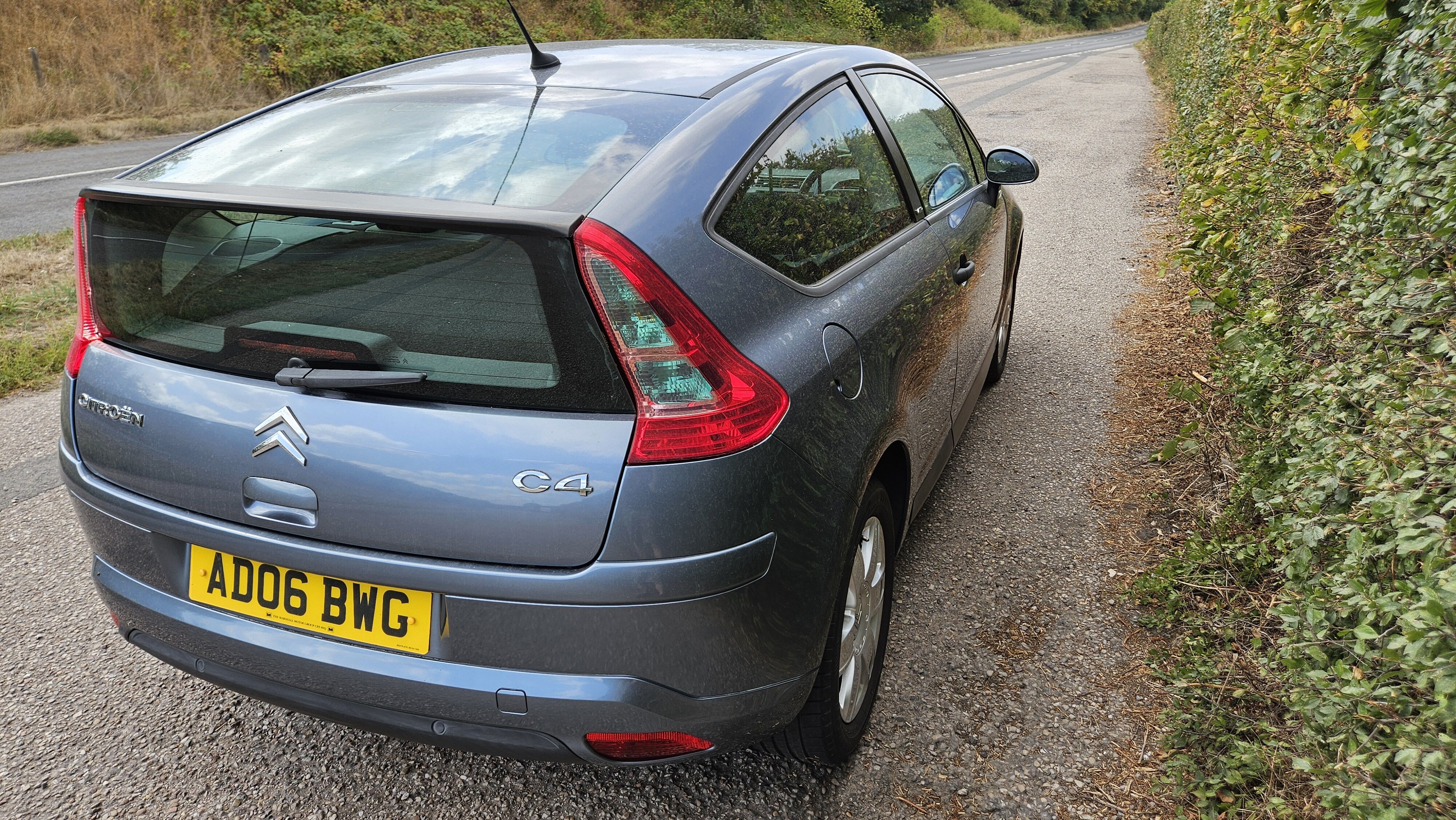 Car Photo 14